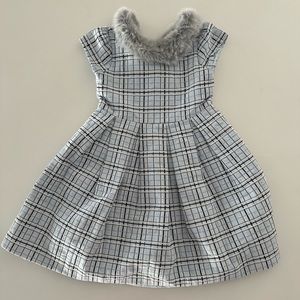 JANIE & JACK light blue plaid dress with faux fur collar in size 6